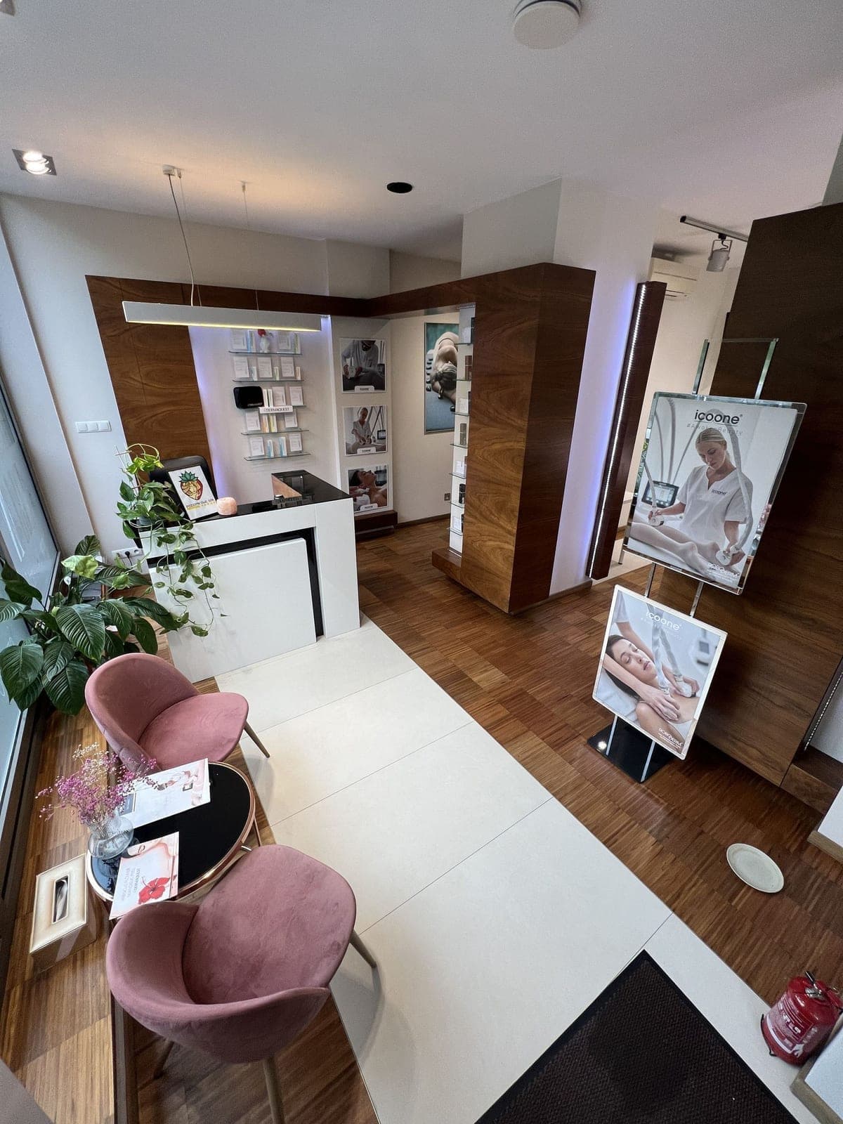 Wnętrze Poziomkowego Spa — zdjęcie 1